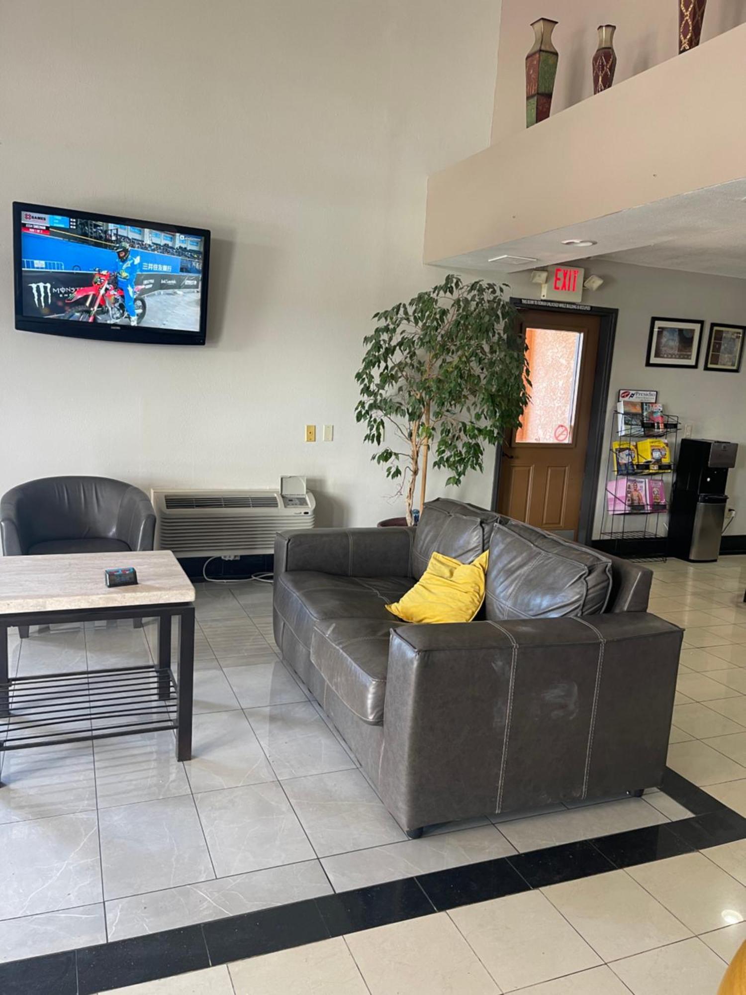 Travelodge By Wyndham Tucson Az מראה חיצוני תמונה